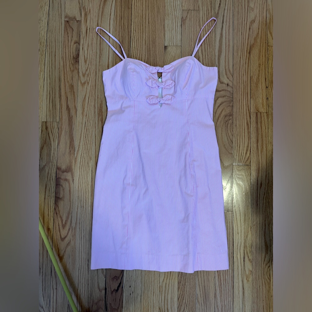Size 4 pink and white seersucker Lilly Pulitzer mini dress